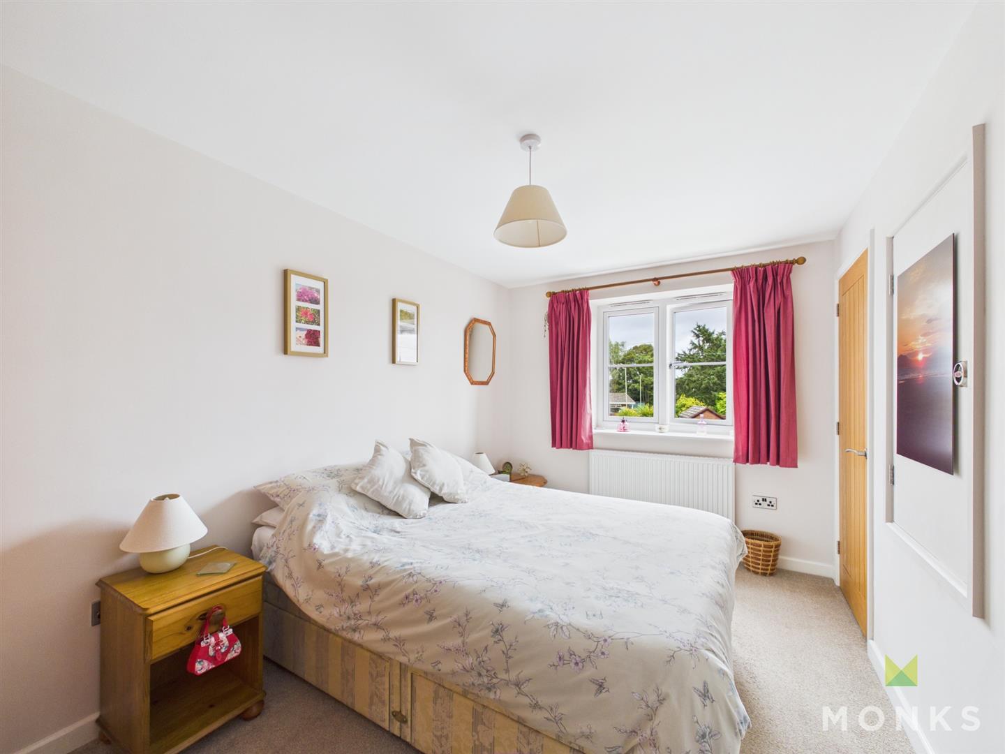 28 Leek Street, Shrewsbury, SY4 5EP For Sale